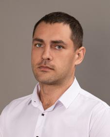 <center> Антон Сергеевич <br> Долбик