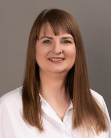 <center> Татьяна Олеговна <br> Смолякова